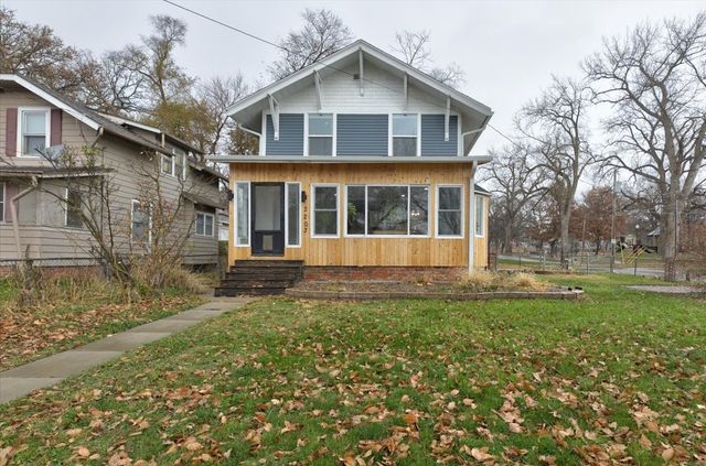 2203 High Street, Des Moines, IA 50312