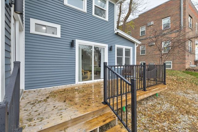 2203 High Street, Des Moines, IA 50312