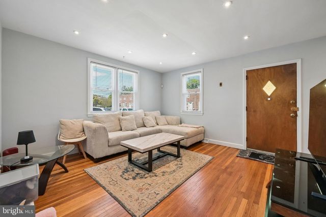 6104 HIGHLAND AVE, Pennsauken, NJ 08110