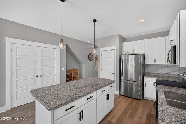8234 Paramount Point, Winnabow, NC 28479