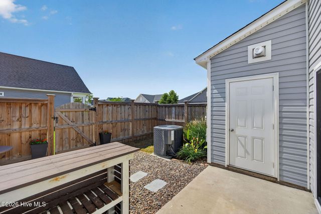 8234 Paramount Point, Winnabow, NC 28479