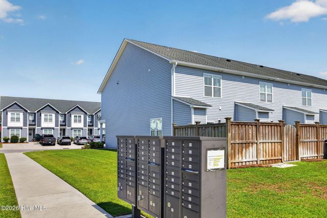 8234 Paramount Point, Winnabow, NC 28479