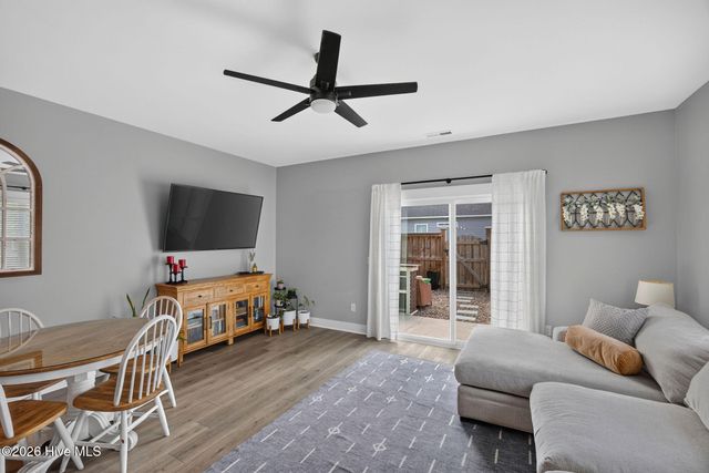 8234 Paramount Point, Winnabow, NC 28479