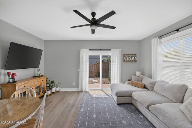 8234 Paramount Point, Winnabow, NC 28479