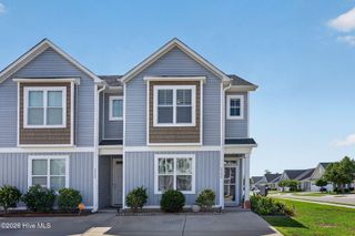 8234 Paramount Point, Winnabow, NC 28479