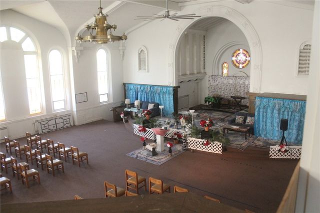 1200 2nd Avenue SE Upper, Cedar Rapids, IA 52403