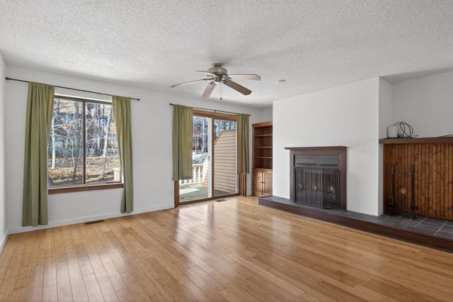 93 Dunvegan Woods, Hampton, NH 03842
