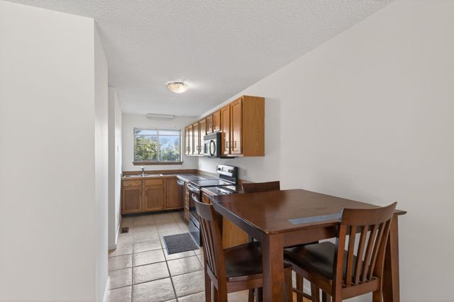 93 Dunvegan Woods, Hampton, NH 03842