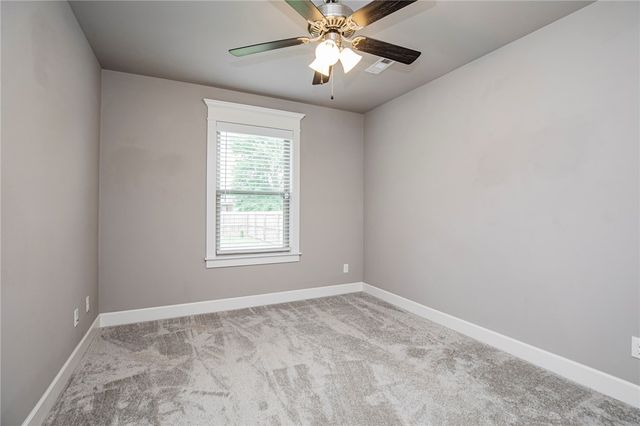 870 Bob Glen Circle, Centerton, AR 72719