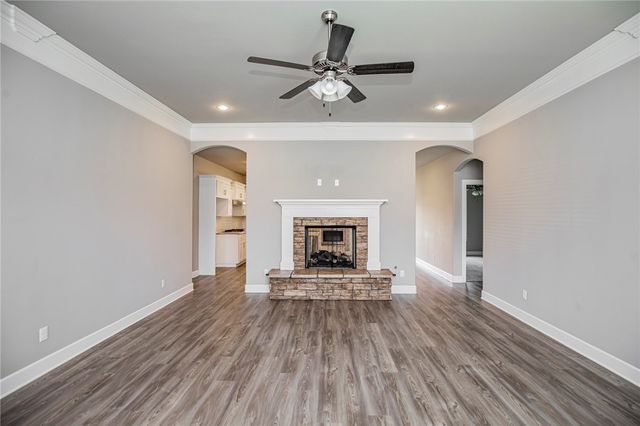 870 Bob Glen Circle, Centerton, AR 72719