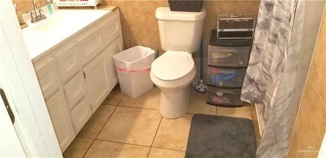 740 N 9th Street, Raymondville, TX 78580