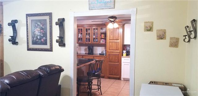 740 N 9th Street, Raymondville, TX 78580