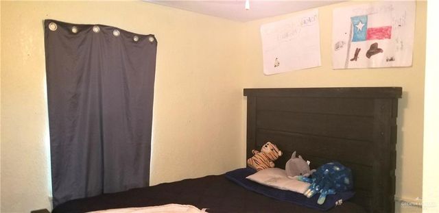 740 N 9th Street, Raymondville, TX 78580