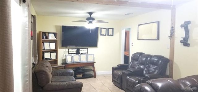 740 N 9th Street, Raymondville, TX 78580