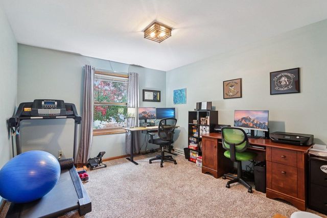 887 Iroquois Circle, Baraboo, WI 53913