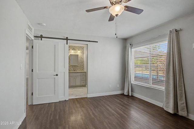 8018 W ACOMA Drive, Peoria, AZ 85381