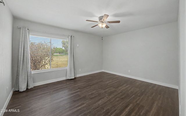8018 W ACOMA Drive, Peoria, AZ 85381
