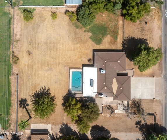 8018 W ACOMA Drive, Peoria, AZ 85381