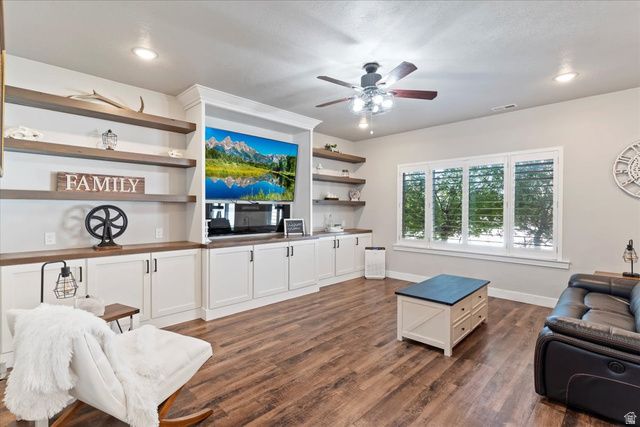 1045 W 2400 S, Nibley, UT 84321