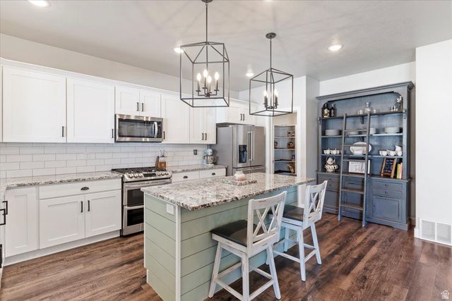 1045 W 2400 S, Nibley, UT 84321