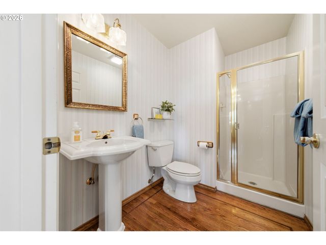 1804 HALL Ct, West Linn, OR 97068