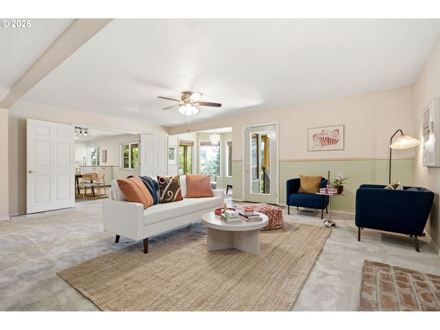 1804 HALL Ct, West Linn, OR 97068