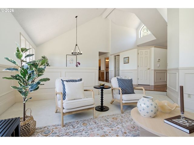 1804 HALL Ct, West Linn, OR 97068