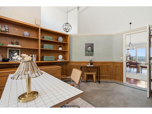 1804 HALL Ct, West Linn, OR 97068