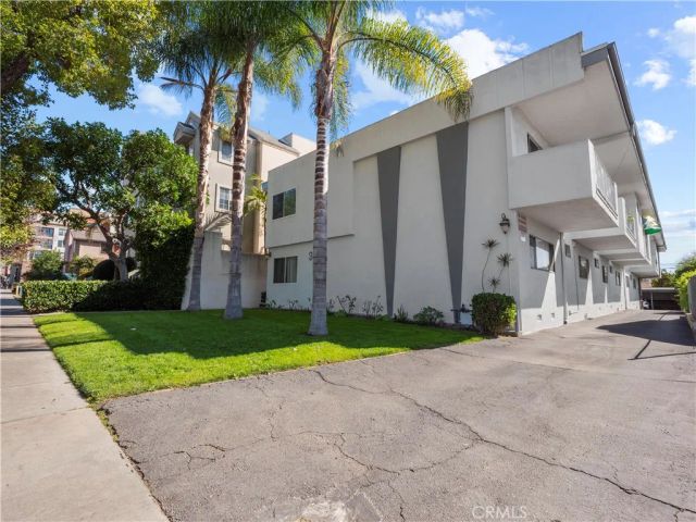 350 W Wilson, Glendale, CA 91203