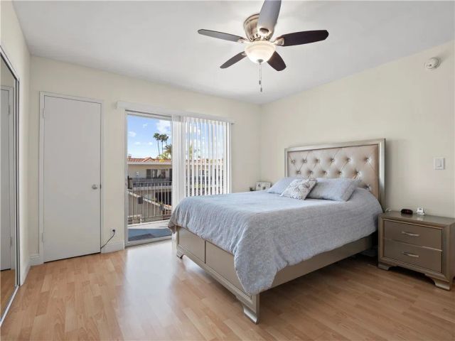 350 W Wilson, Glendale, CA 91203