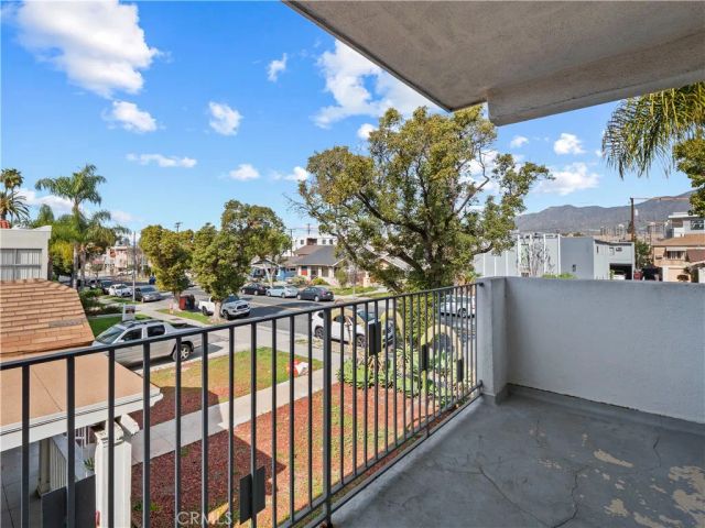 350 W Wilson, Glendale, CA 91203