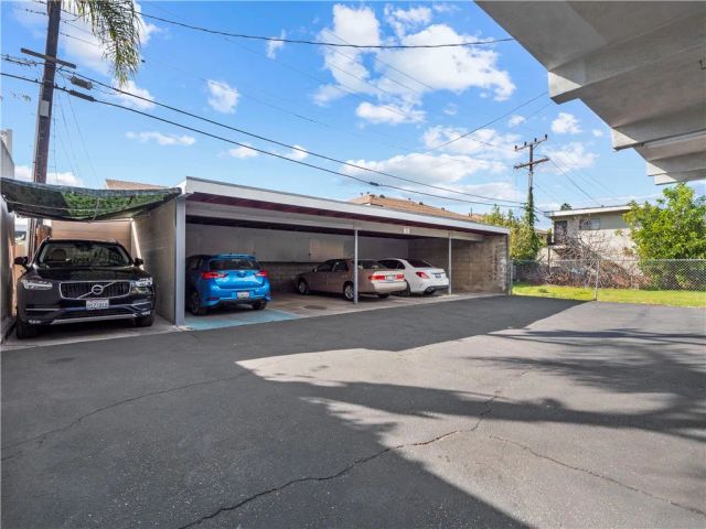 350 W Wilson, Glendale, CA 91203