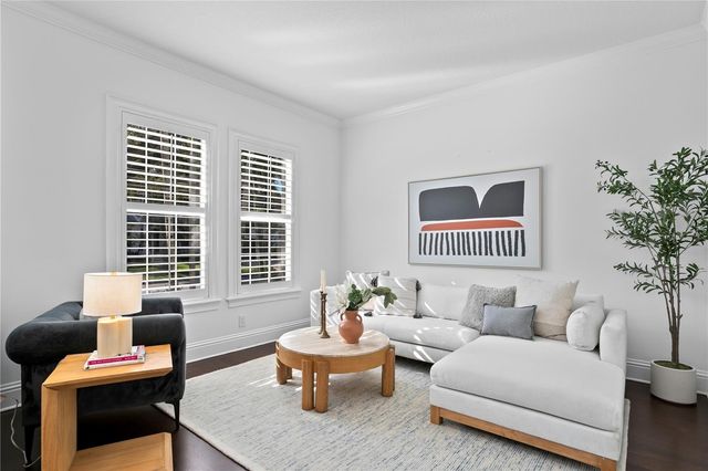 4313 W VASCONIA STREET, Tampa, FL 33629