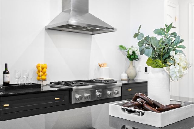 4313 W VASCONIA STREET, Tampa, FL 33629