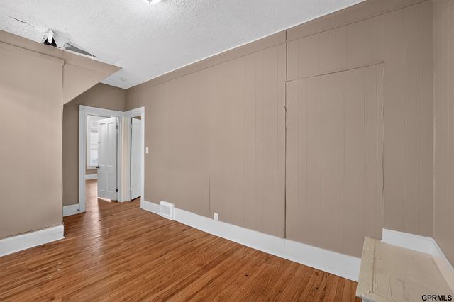 4215 Grant Street, Omaha, NE 68111