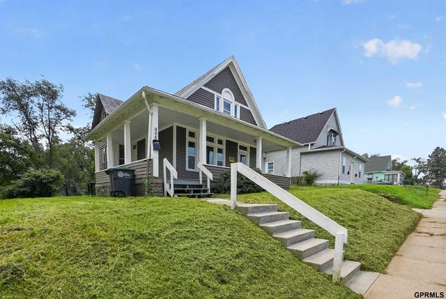 4215 Grant Street, Omaha, NE 68111