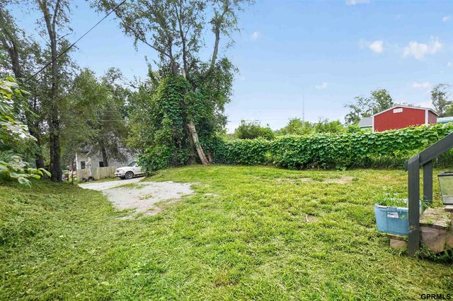 4215 Grant Street, Omaha, NE 68111