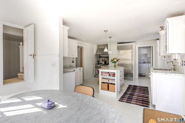 89 Chestnut Hill Road, Wilton, CT 06897