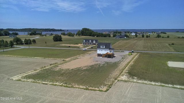 514 Harvest Point Road, Elizabeth City, NC 27909