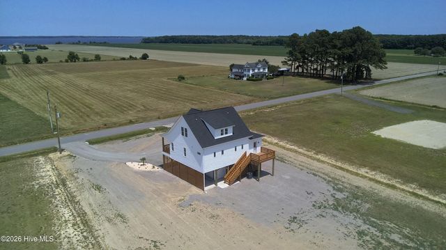 514 Harvest Point Road, Elizabeth City, NC 27909