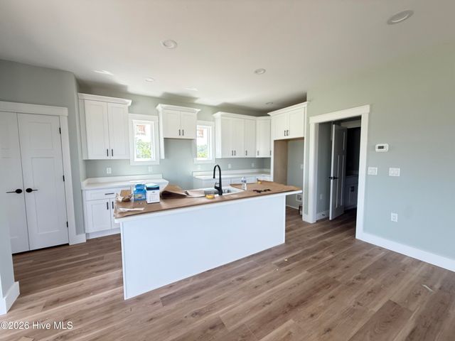 514 Harvest Point Road, Elizabeth City, NC 27909