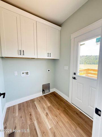 514 Harvest Point Road, Elizabeth City, NC 27909