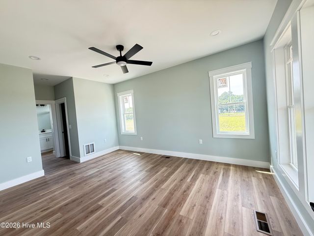 514 Harvest Point Road, Elizabeth City, NC 27909