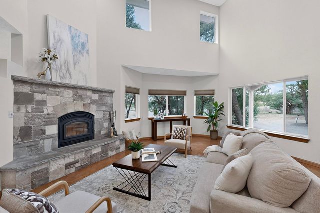 15 Falling Star Drive, Tijeras, NM 87059