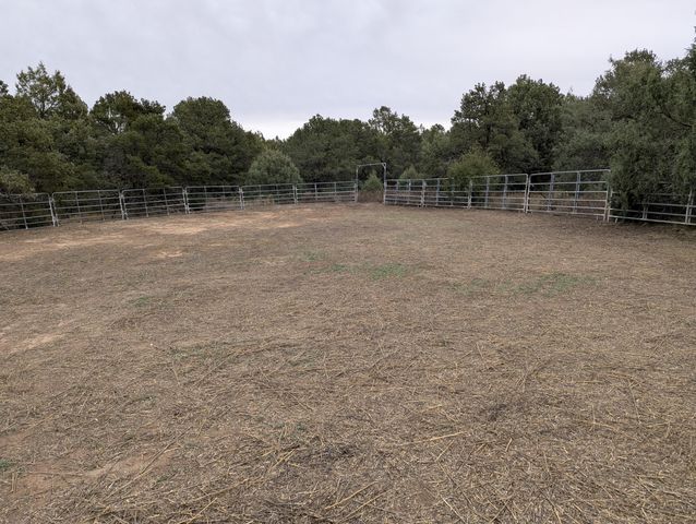 15 Falling Star Drive, Tijeras, NM 87059