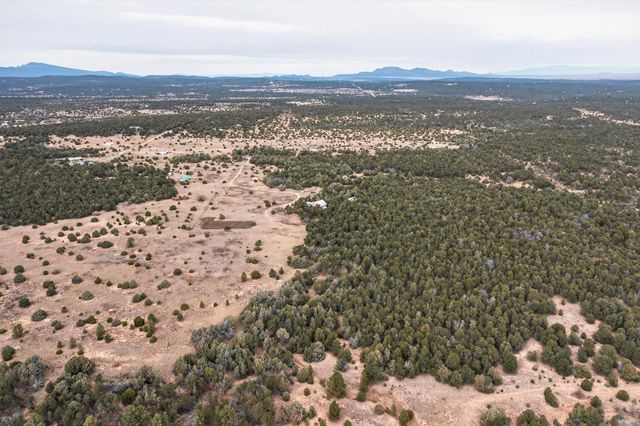 15 Falling Star Drive, Tijeras, NM 87059