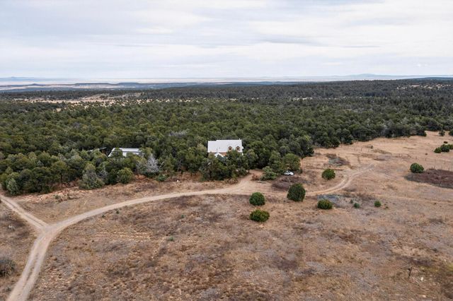 15 Falling Star Drive, Tijeras, NM 87059