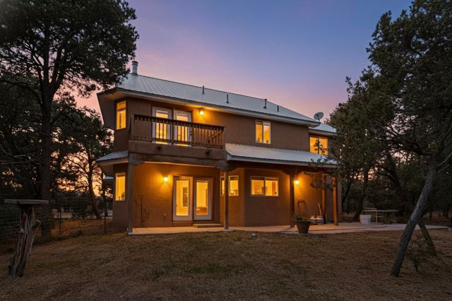 15 Falling Star Drive, Tijeras, NM 87059