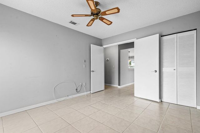 5456 Courtney Circle, Boynton Beach, FL 33472