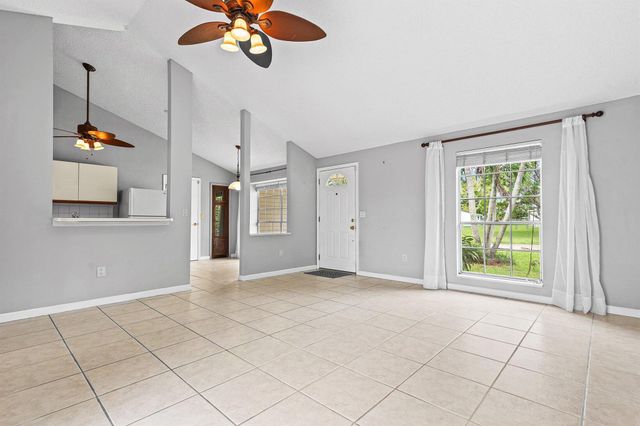 5456 Courtney Circle, Boynton Beach, FL 33472